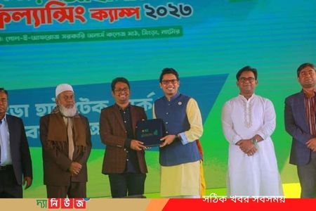 তথ্যপ্রযুক্তিতে দেশ এগিয়ে যাচ্ছে