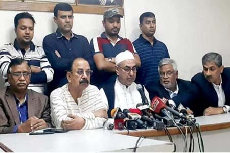 নয়াপল্টনে দলের কেন্দ্রীয় কার্যালয়ে ঢাকা মহানগর দক্ষিণ বিএনপির প্রাথমিক সদস্য পদ নবায়ন কার্যক্রমের উদ্বোধনী অনুষ্ঠানে