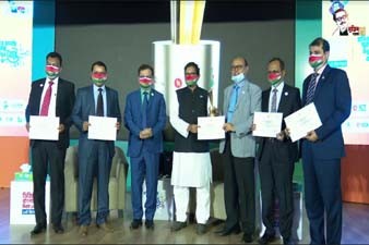 সিনিয়র সচিব মোঃ মাক্‌ছুদুর রহমান পাটওয়ারী ও তাঁর দলের জাতীয় পর্যায়ে 'ডিজিটাল বাংলাদেশ পুরষ্কার ২০২০' অর্জন