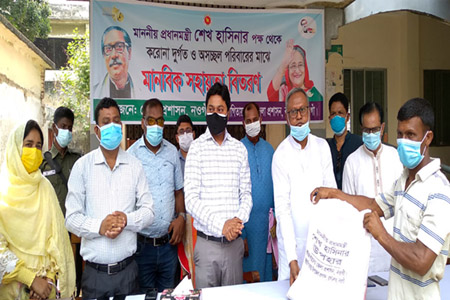 রাণীনগরে অসচ্ছল ১১০ পরিবারে মানবিক সহায়তা বিতরণ