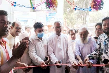 রাণীনগরে উপজেলা পরিষদ ক্যান্টিনের উদ্বোধন
