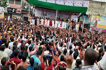 প্রধানমন্ত্রীকে নিয়ে কুটিক্তির প্রতিবাদে লাখো মানুষের ঢল