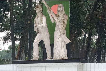 নোয়াখালী হানাদার মুক্ত দিবস: রাজাকারদের ঘাঁটিতে বিজয় নিশান উড়িয়েছিল মুক্তিসেনারা