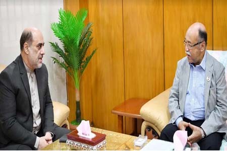 শিল্পমন্ত্রীর সাথে বাংলাদেশে নিযুক্ত ইরানি রাষ্ট্রদূতের বৈঠক