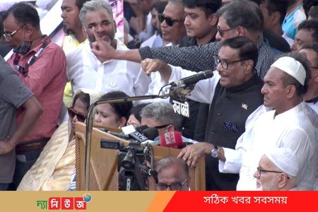 খেলা হবে নির্বাচনে, খেলা হবে রাজপথে