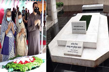 জাতির পিতার সমাধি সৌধে শেখ হাসিনা ও শেখ রেহানার শ্রদ্ধা নিবেদন