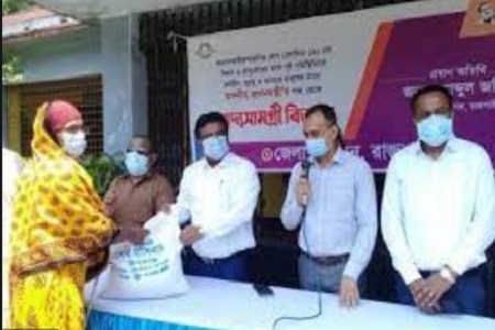 প্রধানমন্ত্রীর উপহার পেলেন ২০০ জন প্রতিবন্ধী    