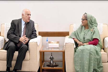 মুসলমানদের ঐক্যবদ্ধ থাকা উচিত