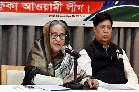 নৌকায় ভোট দিয়ে স্বাধীনতা ও সচ্চলতা