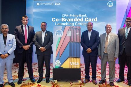 চট্টগ্রাম বন্দরে আর্থিক সুবিধা বাড়াতে চট্টগ্রাম পোর্ট অথরিটি –প্রাইম ব্যাংক কো-ব্র্যান্ডেড ভিসা ক্রেডিট কার্ড চালু