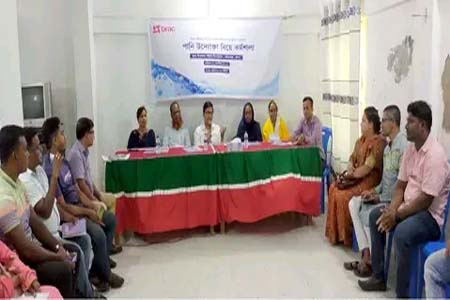 পাইকগাছায় পানি উদ্যোক্তা নিয়ে কর্মশালা অনুষ্ঠিত