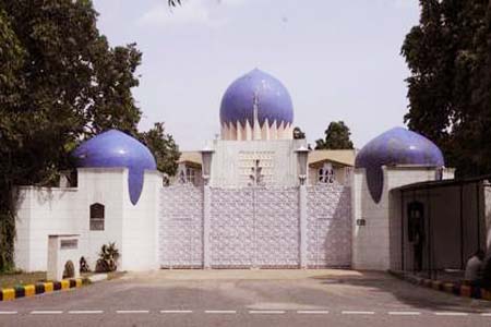পাকিস্তানের ২ কূটনীতিককে বহিষ্কার এবং ২৪ ঘন্টার মধ্যে ভারত ছাড়ার নির্দেশ
