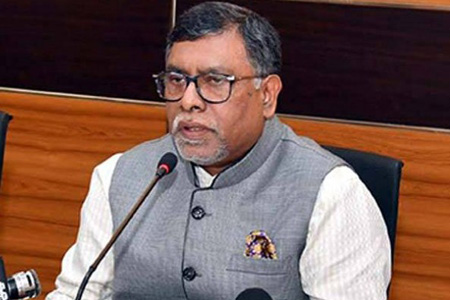 কোয়ারেনটিন বাধ্যতামূলক