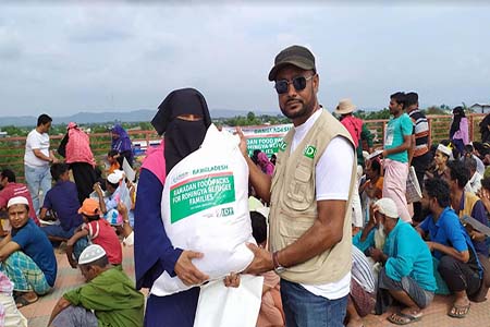 রোহিঙ্গা শরণার্থী পরিবারের রমজান ফুড প্যাক বিতরন
