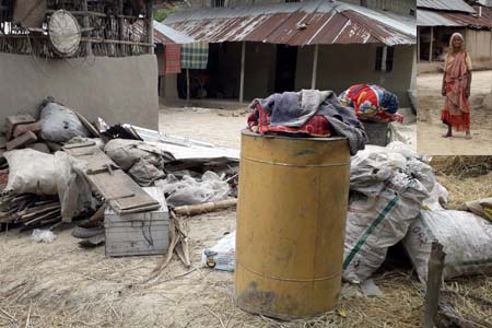 বাকপ্রতিবন্ধি বিধবাকে মারপিট