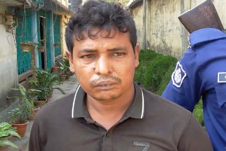 ধর্ষণের অভিযোগে ধর্ষক আটক 