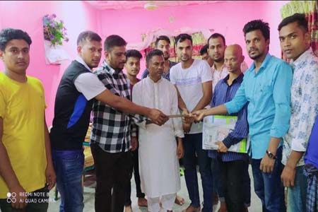 আহত পত্রিকা বিক্রেতা রাজীব