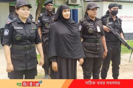 তরুণীকে হেনস্তার ঘটনায় জড়িত নারীকে ৩ দিনের রিমান্ডে