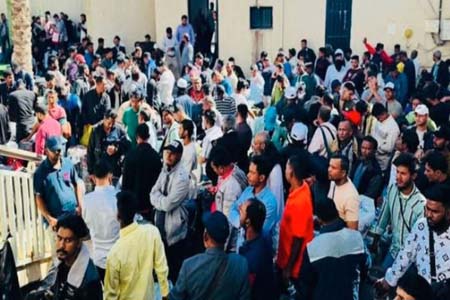 লিবিয়া থেকে ফিরলেন