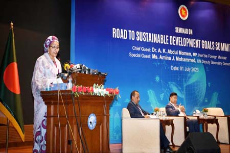 সাতজনে একজন বাস্তুচ্যুত