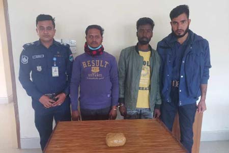 বেনাপোলে পুলিশের অভিযানে ২ মাদক ব্যবসায়ী আটা