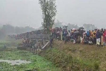 সেতুর নিচ থেকে নারীর মরদেহ