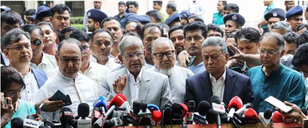 নির্বাচনের সুনির্দিষ্ট রোডম্যাপ না দেওয়ায় অসন্তোষ মির্জা ফখরুল