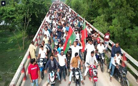 যুবদল নেতার গণসংযোগ