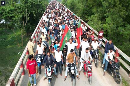 যুবদল নেতার গণসংযোগ