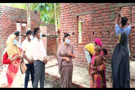 সালথায় প্রধানমন্ত্রীর উপহার গৃহ নির্মান কাজের পরিদর্শন করেন তাসলিমা আলী