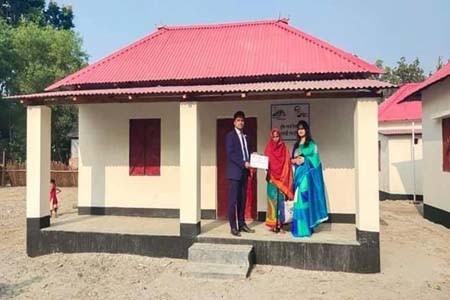 সালথায় প্রধানমন্ত্রীর উপহার জমি ও ঘর পাচ্ছে ৩৫ টি ভূমিহীন পরিবার