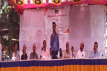 নবীগঞ্জে নিউক্যাসল বাংলাদেশ এসোসিয়েশনের উদ্যোগে বন্যায় ক্ষতিগ্রস্থদের মাঝে আর্থিক সাহায্য বিতরণ 