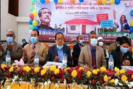 যশোরের শার্শা’য় প্রধানমন্ত্রীর ঘর পেলো ছিন্নমূল ৫০ পরিবার