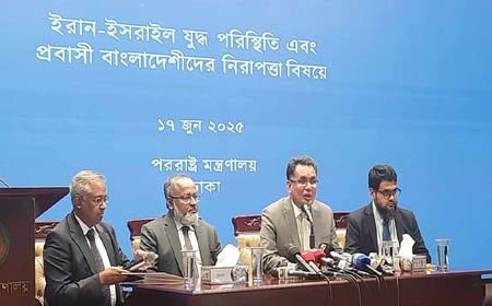 পররাষ্ট্র মন্ত্রণালয়ের ভারপ্রাপ্ত পররাষ্ট্রসচিব রুহুল আলম সিদ্দিকী