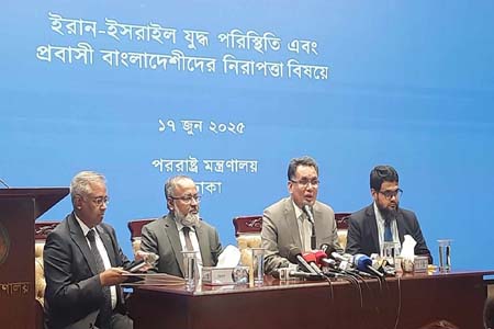 পররাষ্ট্র মন্ত্রণালয়ের ভারপ্রাপ্ত পররাষ্ট্রসচিব রুহুল আলম সিদ্দিকী