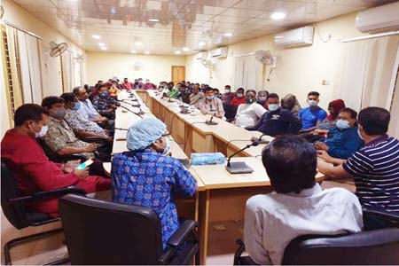 শ্রীমঙ্গলে ফেইসবুকে লাইভে ত্রাণ দিয়ে হিন্দুদের মুসলিম হওয়ার আহ্বানকারী যুবকের ক্ষমা প্রার্থনা