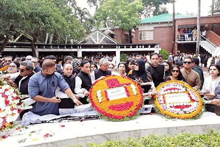 আইনজীবীর শ্রদ্ধাঞ্জলি