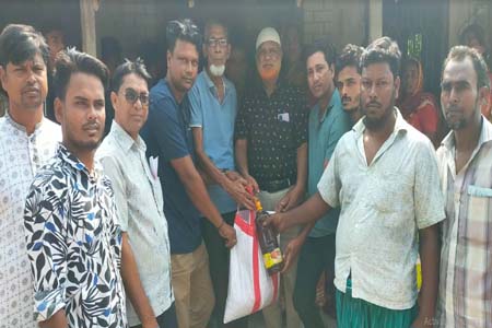 সোলাদানার দেড় হাজার পরিবারের মাঝে টিসিবি পন্য বিতরণ 