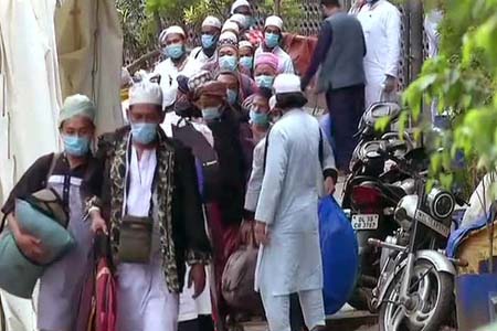 তাবলীগ জামাতের ৯৬০ বিদেশী নাগরিককে ব্ল্যাকলিস্ট, ভিসা বাতিল ও ১০ বছরের নিষেধাজ্ঞা জারি