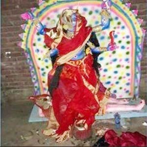 আহম্মদপুরে প্রতিমা ভাঙচুর