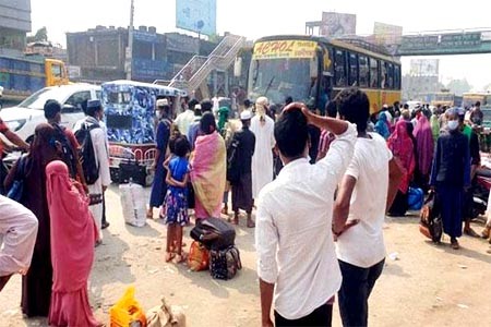 মহাসড়কে সাধারণ মানুষের চাপ, ভয়াবহ যানজট