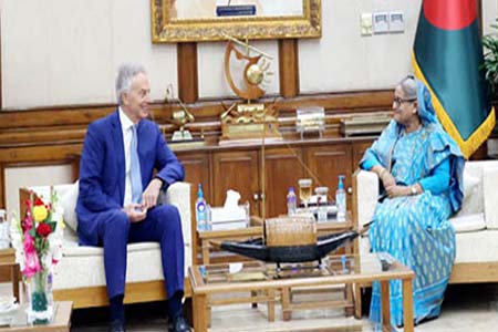 শেখ হাসিনার সঙ্গে সৌজন্য সাক্ষাৎ