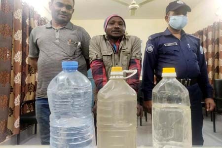 পঞ্চগড়ে ২ মাদক ব্যবসায়ী ৩ জুয়ারি গ্রেফতার