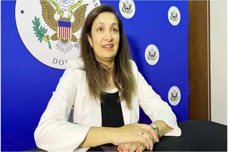 শক্তিশালী সম্পর্কের প্রতিশ্রুতি