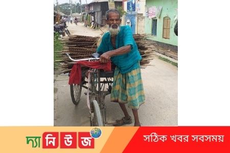 শেষ বয়সে গোবরের লাঠির ভ্যানই সালাম মল্লিকের শেষ অবলম্বন