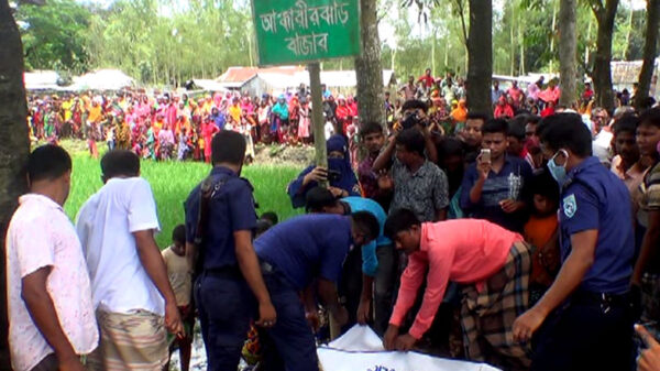 ট্রাকচাপায় শ্যালিকা-দুলাভাই নিহত
