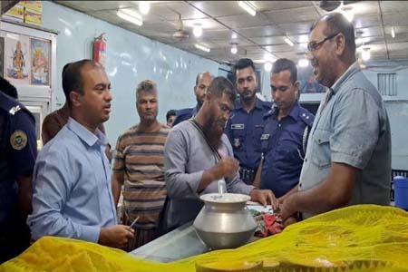 অভিযানে জরিমানা আদায়