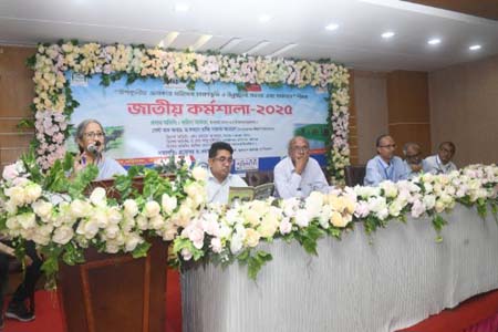 চারণভূমি হ্রাসে মহিষ