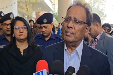 আমরা ইন্টারনেট সকলের ঘরে ঘরে পৌঁছে দিতে চাই