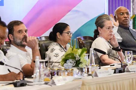 ভারতে বিজেপি-বিরোধী জোটের নাম ‘ইন্ডিয়া’